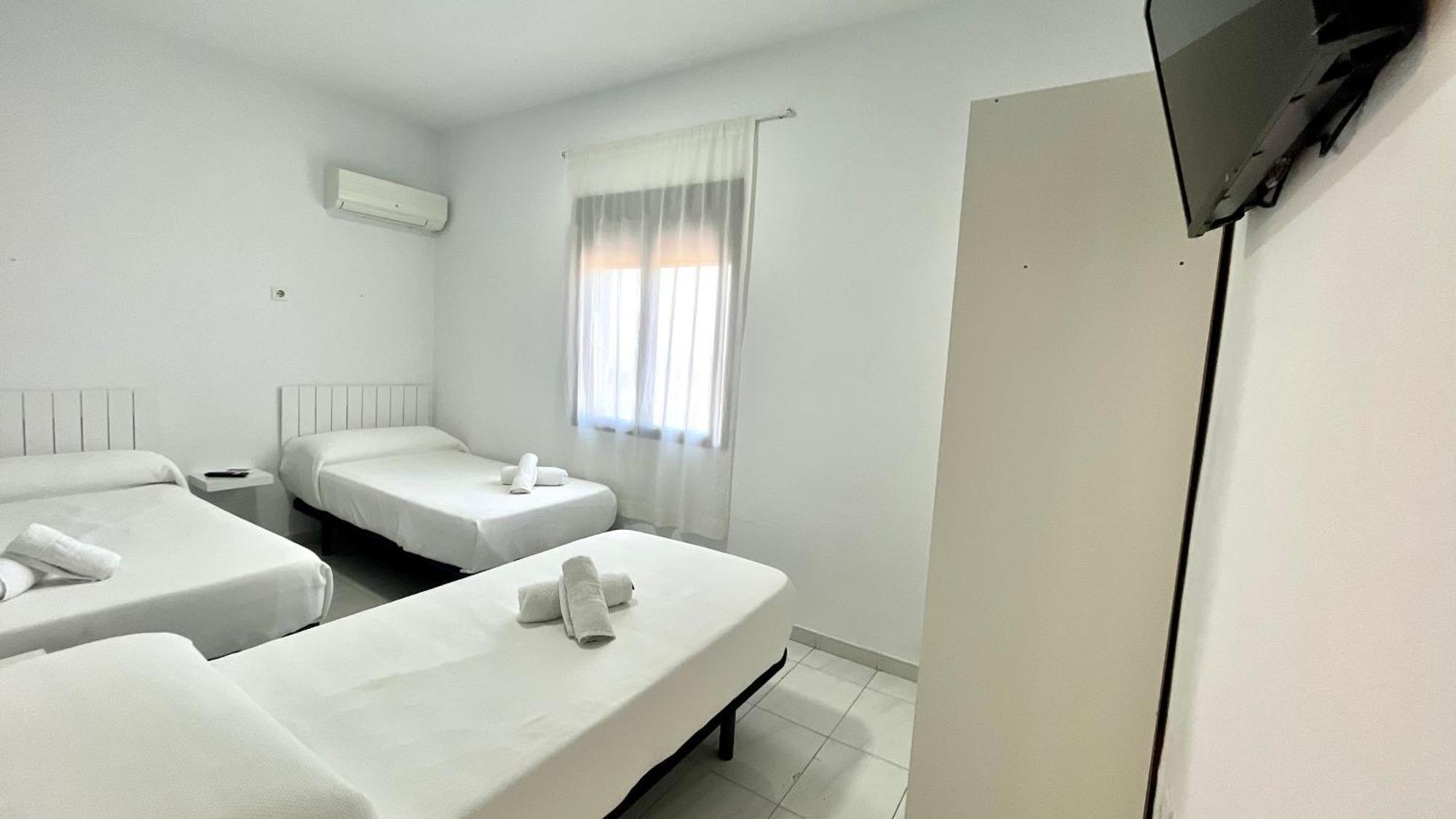 Hostal Carlos III Aldea Quintana Kültér fotó