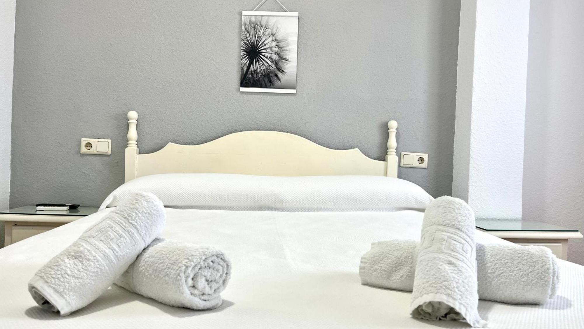 Hostal Carlos III Aldea Quintana Kültér fotó